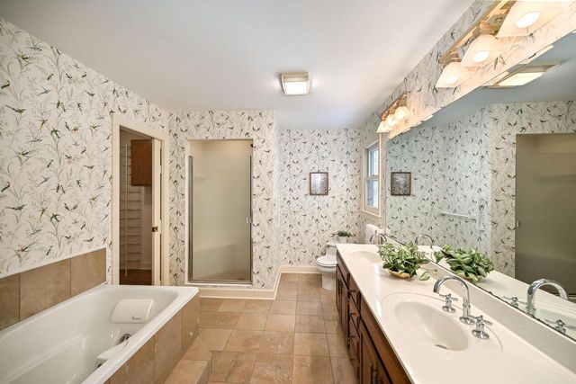 840 Terrace DRIVE, Elm Grove, WI 53122