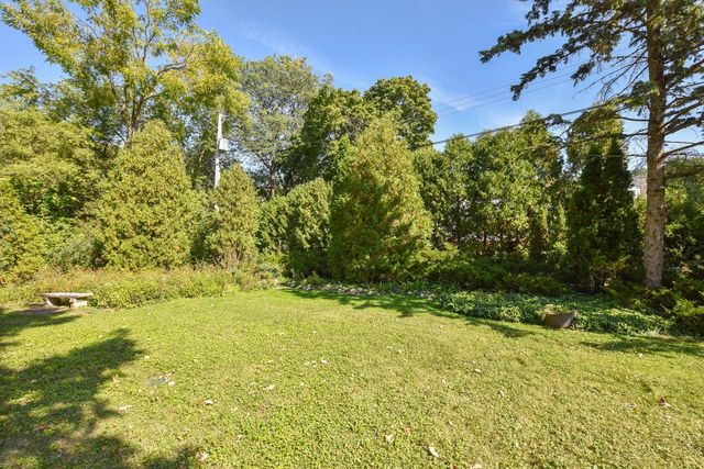 840 Terrace DRIVE, Elm Grove, WI 53122