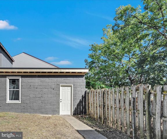 53 S MARSHALL ST, Lancaster, PA 17602