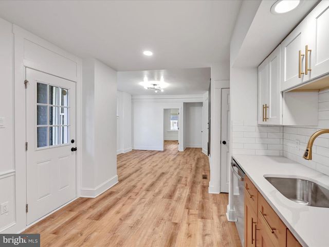 53 S MARSHALL ST, Lancaster, PA 17602