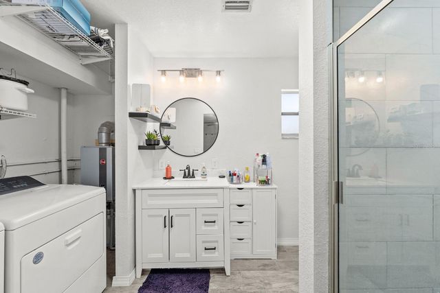 842 90TH AVENUE N, St Petersburg, FL 33702