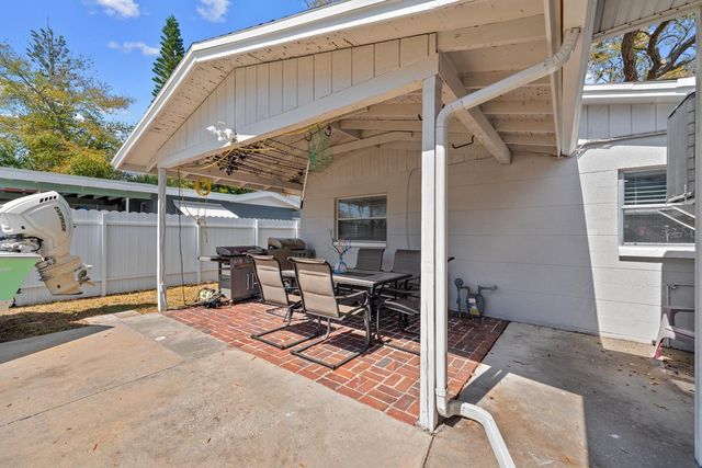 842 90TH AVENUE N, St Petersburg, FL 33702