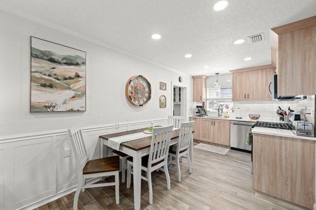 842 90TH AVENUE N, St Petersburg, FL 33702