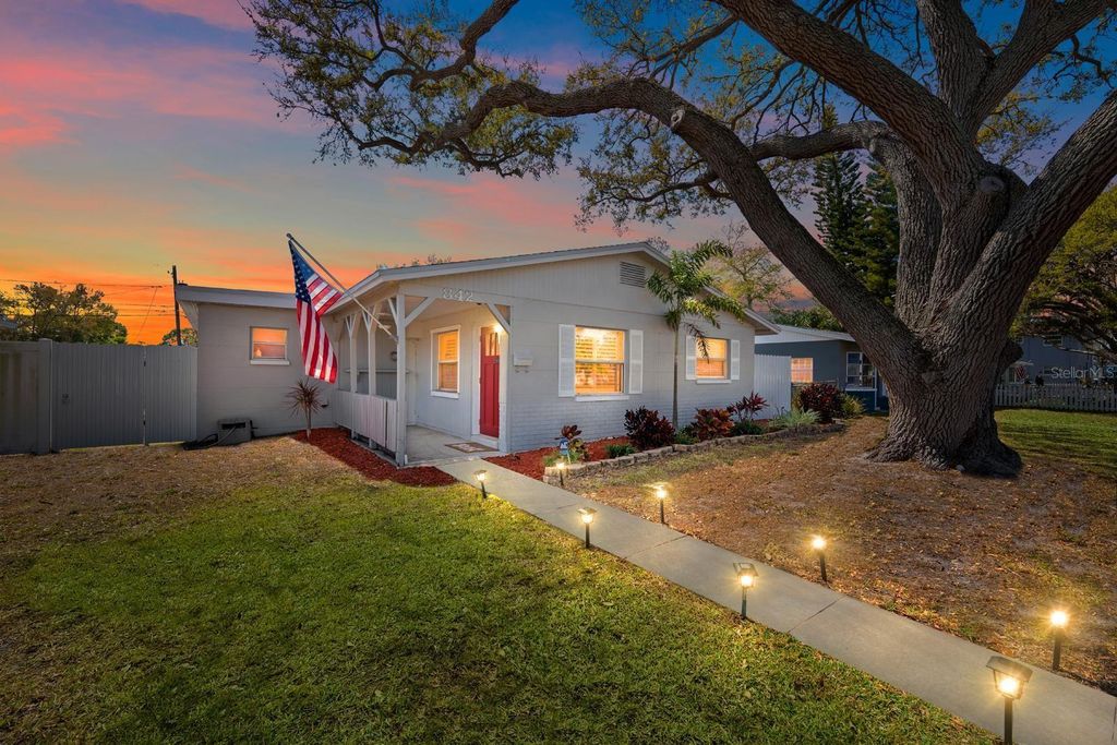 842 90TH AVENUE N, St Petersburg, FL 33702