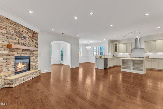 644 Angelica Circle, Cary, NC 27518