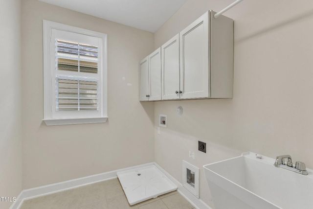 644 Angelica Circle, Cary, NC 27518