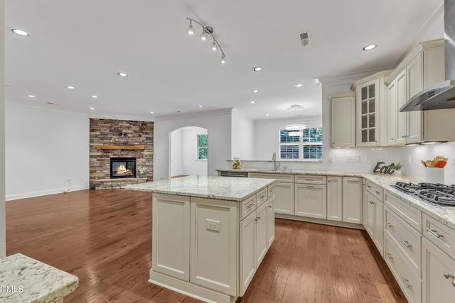 644 Angelica Circle, Cary, NC 27518