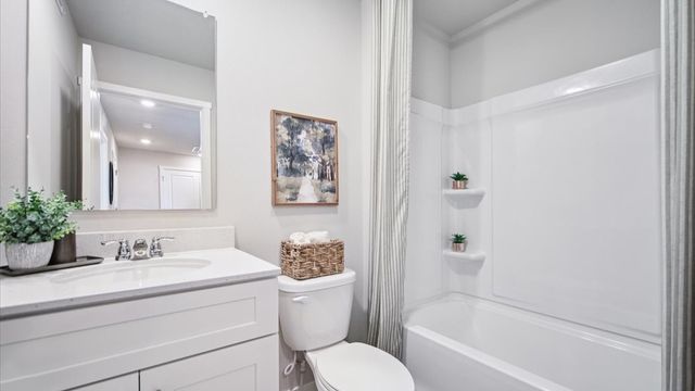 1054 Maple Street, Waukee, IA 50263
