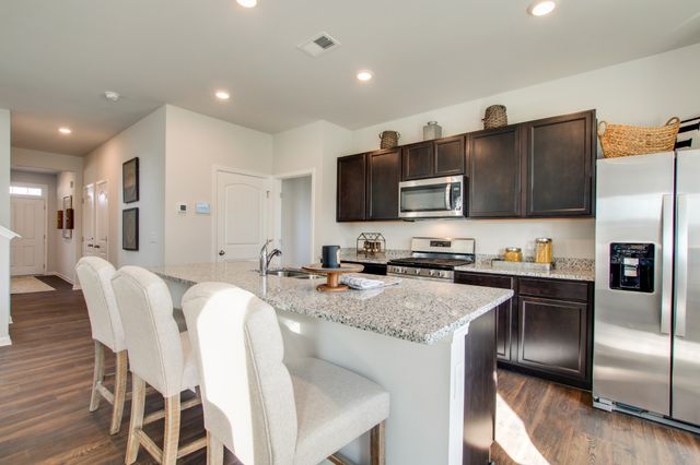 2144 Mackinac Bend, Gallatin, TN 37066