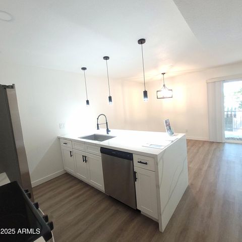 3416 N 44TH Street 51, Phoenix, AZ 85018