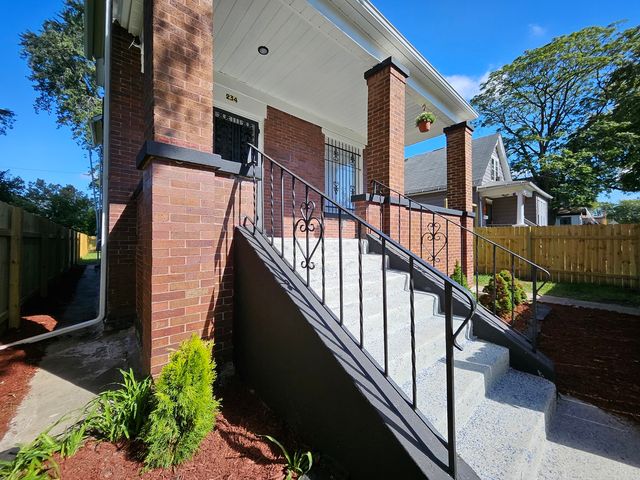 234 W 105th Place, Chicago, IL 60628