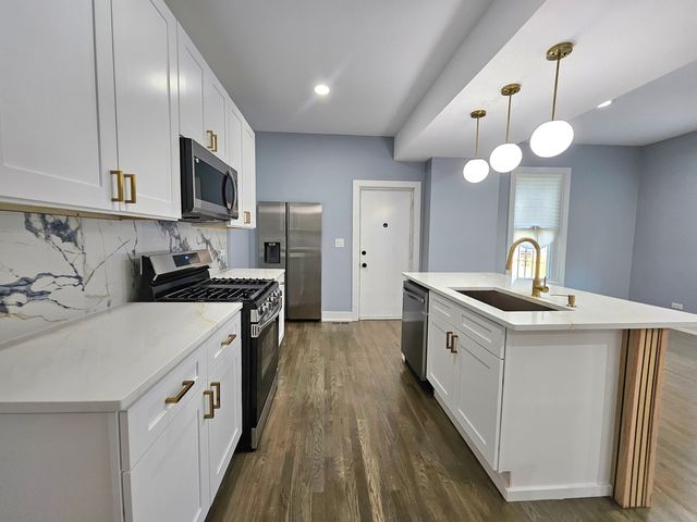 234 W 105th Place, Chicago, IL 60628