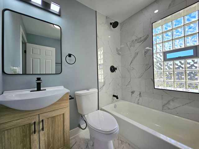 234 W 105th Place, Chicago, IL 60628