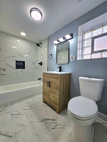 234 W 105th Place, Chicago, IL 60628