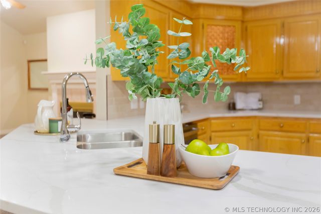 2108 Country Springs Street, Mcalester, OK 74501