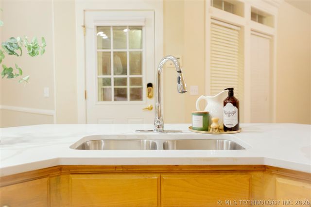 2108 Country Springs Street, Mcalester, OK 74501