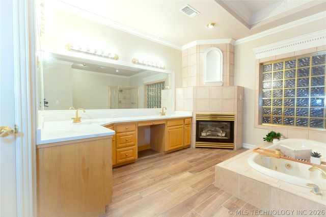 2108 Country Springs Street, Mcalester, OK 74501