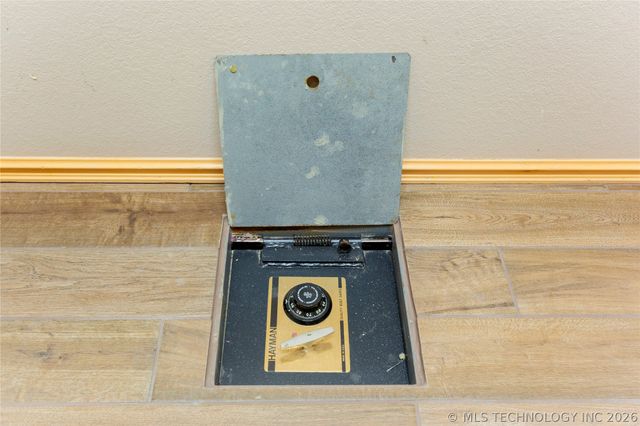 2108 Country Springs Street, Mcalester, OK 74501