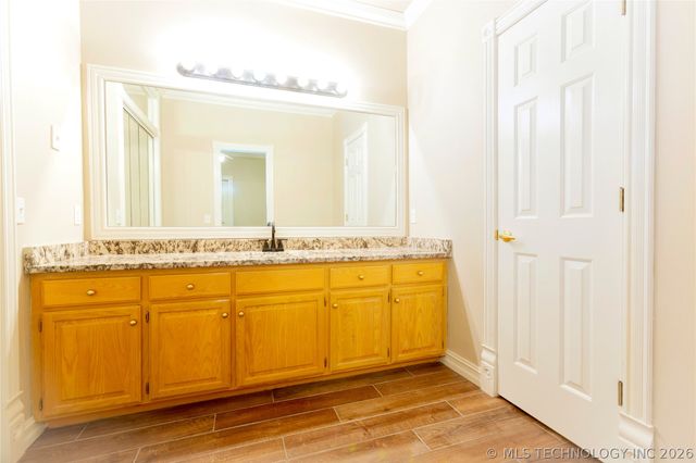 2108 Country Springs Street, Mcalester, OK 74501