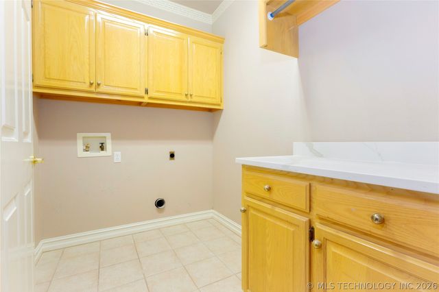 2108 Country Springs Street, Mcalester, OK 74501