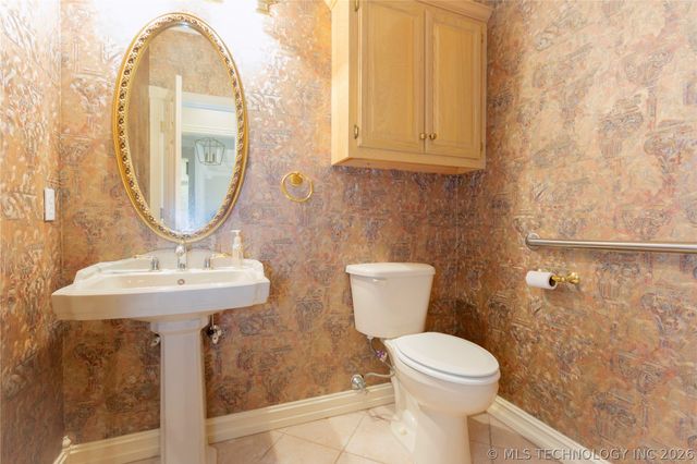 2108 Country Springs Street, Mcalester, OK 74501