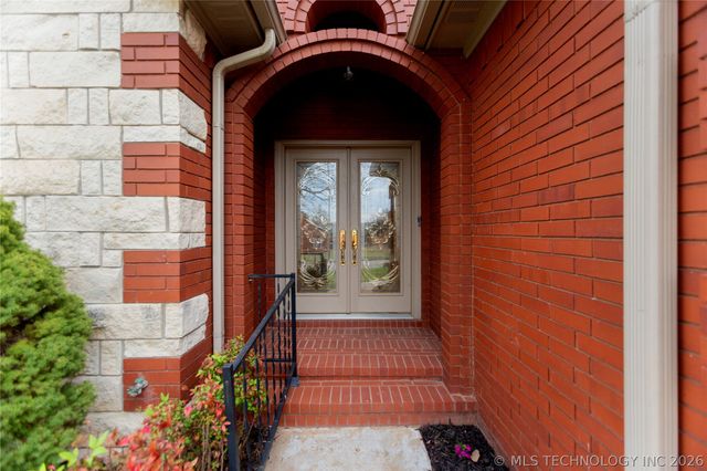 2108 Country Springs Street, Mcalester, OK 74501