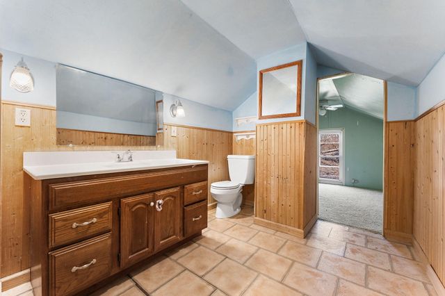 557 W Chicago Street, Valparaiso, IN 46385