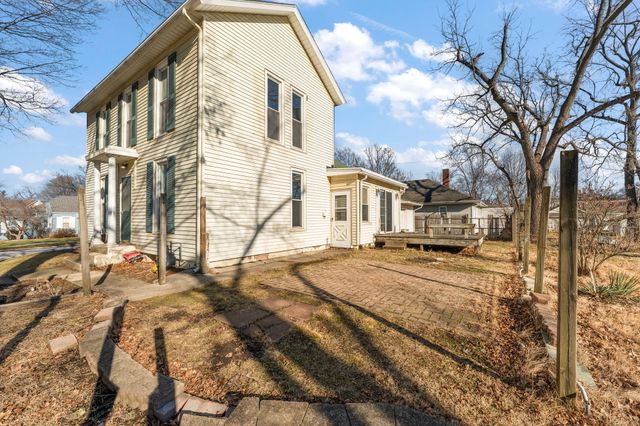 557 W Chicago Street, Valparaiso, IN 46385