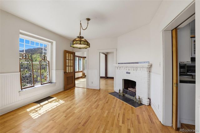 106 Waltham Avenue, Manitou Springs, CO 80829