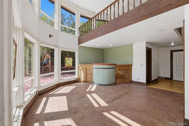 106 Waltham Avenue, Manitou Springs, CO 80829