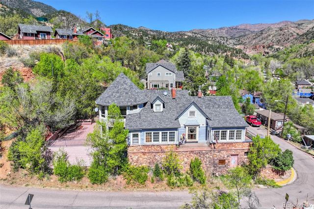 106 Waltham Avenue, Manitou Springs, CO 80829