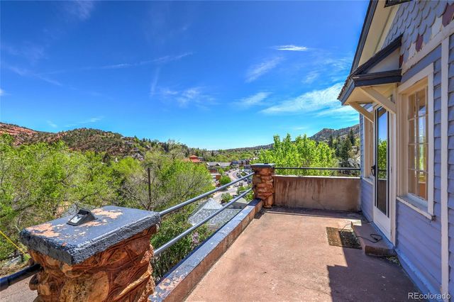 106 Waltham Avenue, Manitou Springs, CO 80829