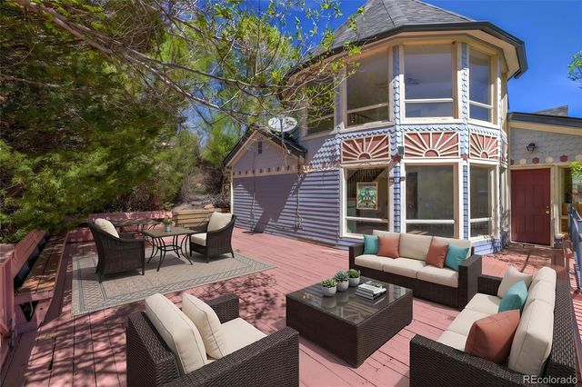 106 Waltham Avenue, Manitou Springs, CO 80829