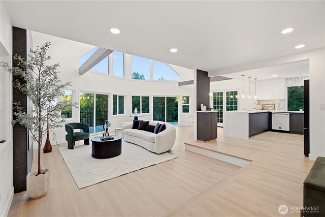 20504 184th Avenue SE, Renton, WA 98058