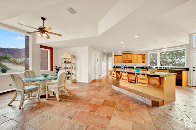 1657 N KAYENTA DR, Ivins, UT 84738