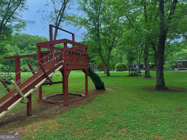 60 Park Vista Drive, Cleveland, GA 30528