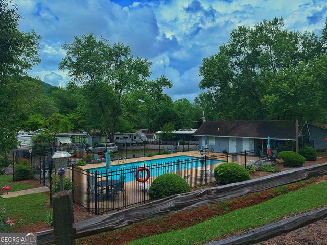 60 Park Vista Drive, Cleveland, GA 30528