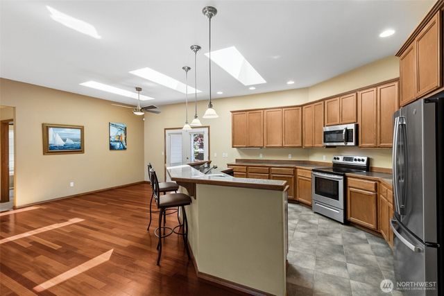 51 E Vine Maple Lane, Union, WA 98592