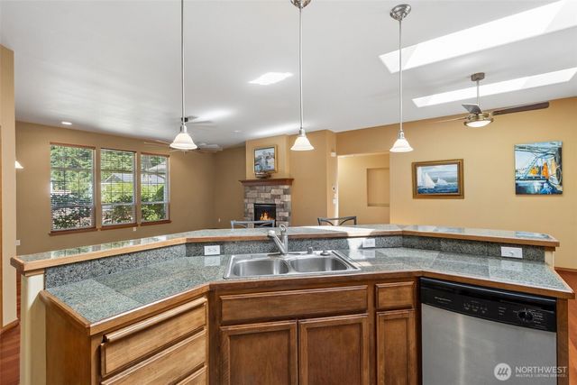 51 E Vine Maple Lane, Union, WA 98592