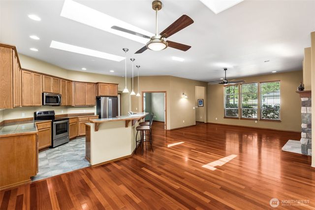 51 E Vine Maple Lane, Union, WA 98592