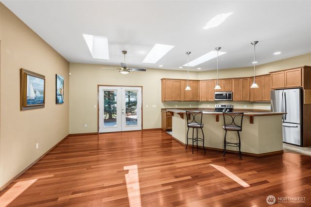 51 E Vine Maple Lane, Union, WA 98592