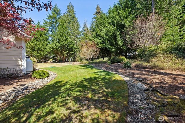 51 E Vine Maple Lane, Union, WA 98592