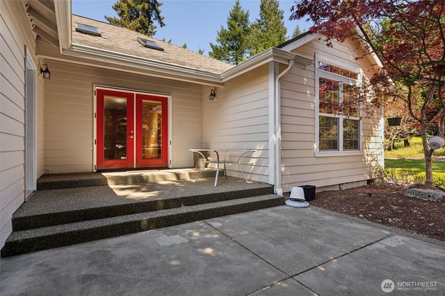 51 E Vine Maple Lane, Union, WA 98592