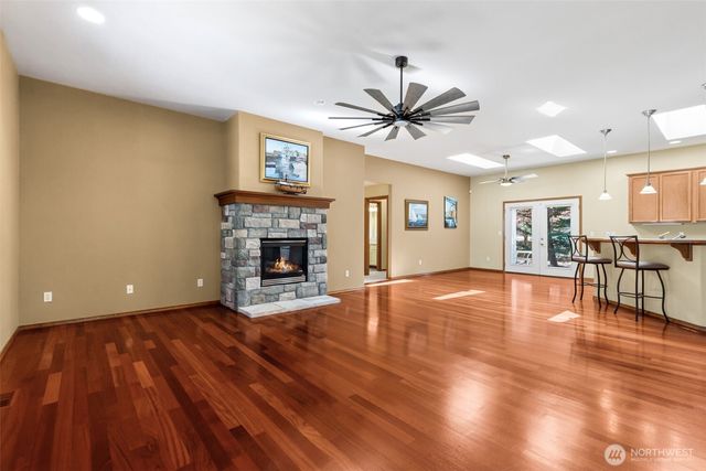 51 E Vine Maple Lane, Union, WA 98592