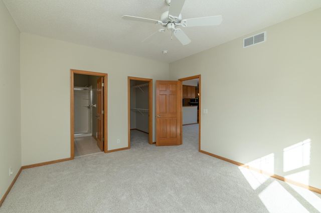 7136 Ballard Trail, Inver Grove Heights, MN 55077