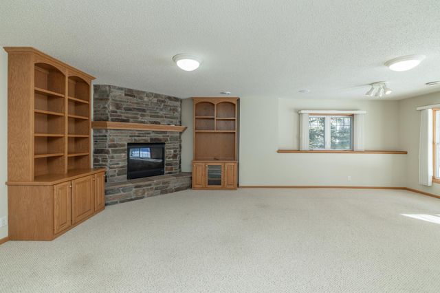 7136 Ballard Trail, Inver Grove Heights, MN 55077