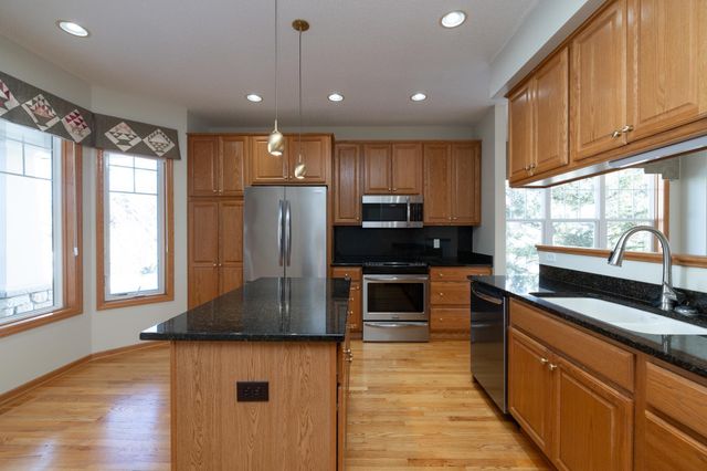 7136 Ballard Trail, Inver Grove Heights, MN 55077