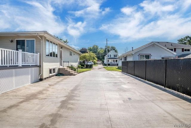 28 Mead St. - Upper Unit, North Tonawanda, NY 14120