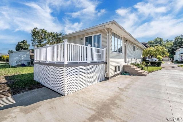 28 Mead St. - Upper Unit, North Tonawanda, NY 14120