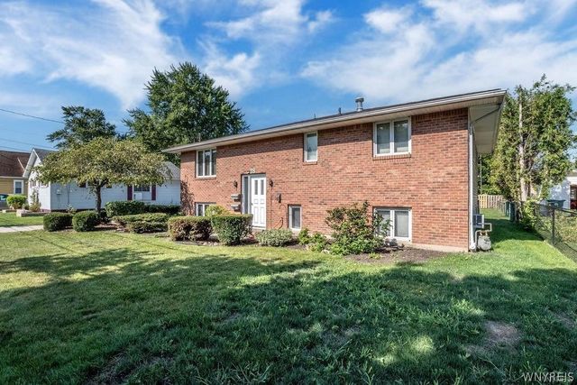 28 Mead St. - Upper Unit, North Tonawanda, NY 14120